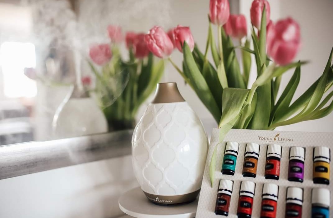 Young Living Starter-Set mit Diffuser und ätherischen Ölen – Wohlfühloase Katja Schenk